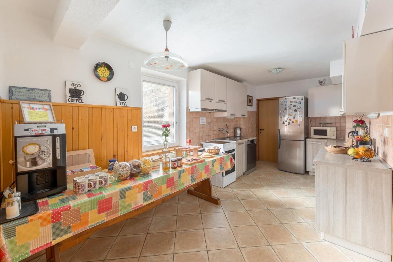 Hostel Mama Minka Bohinj Eksteriør billede